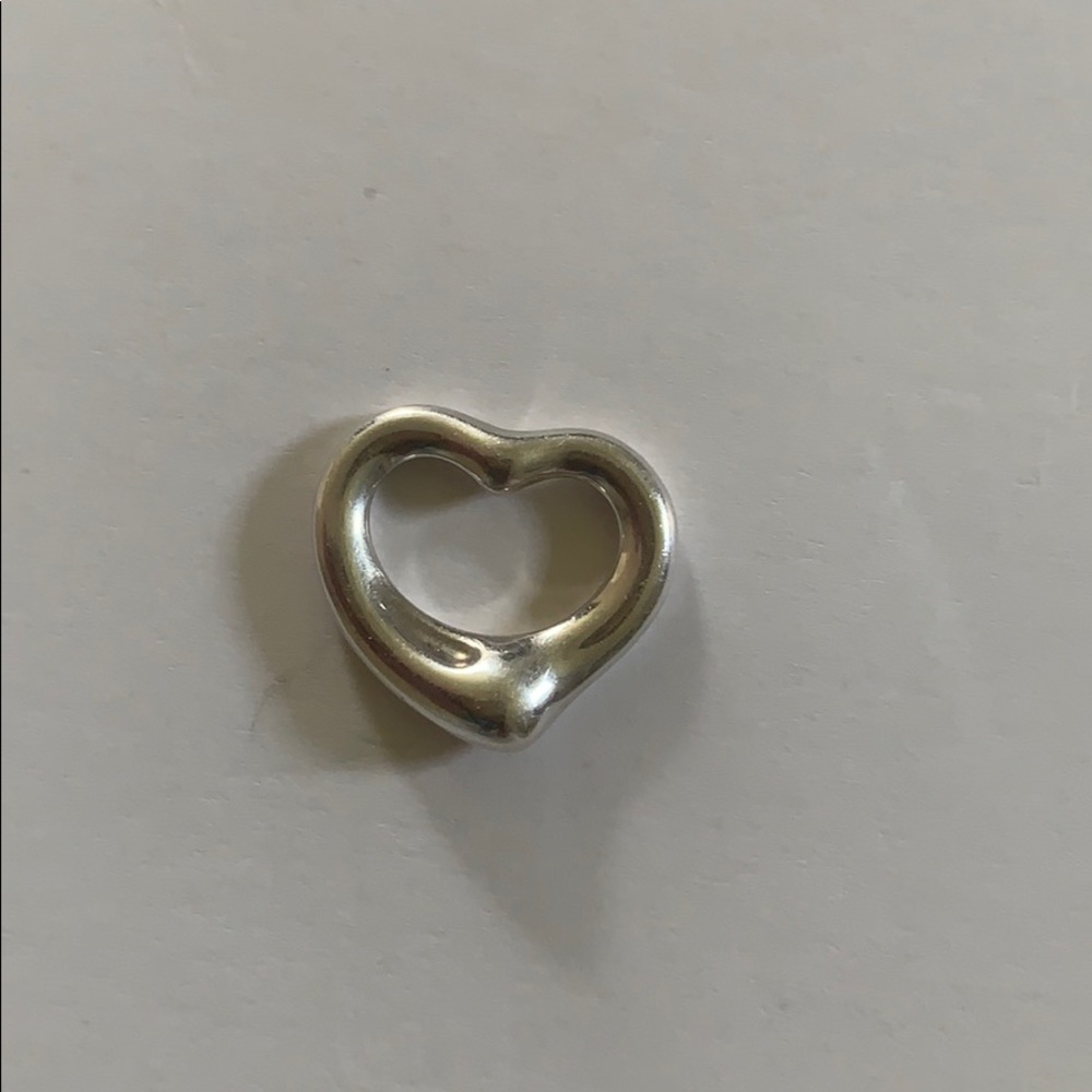 Tiffany & Co heart pendant